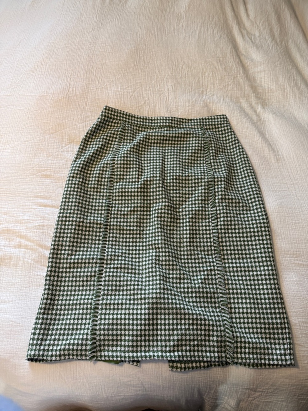 Tailored Green and White Houndstooth Pencil Skirt
